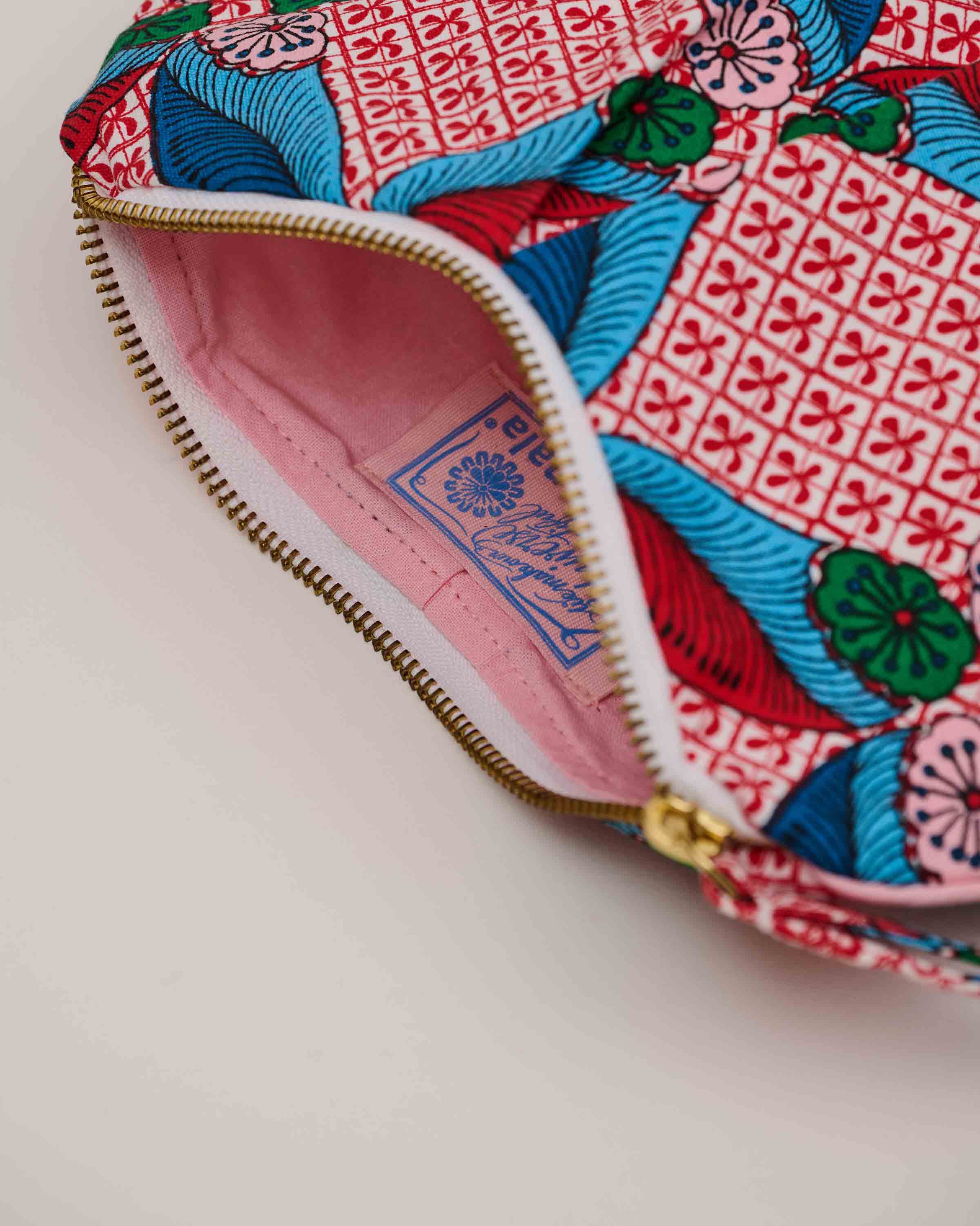 Pouch - Seal The Deal Red