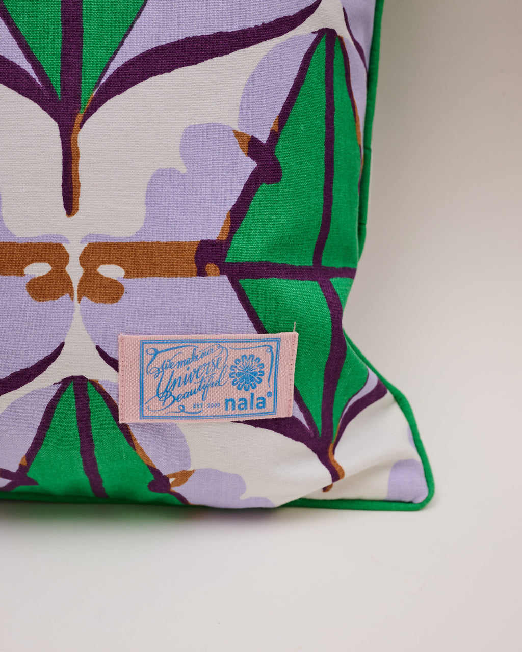 Rectangular Cushion - Diamond Lilac