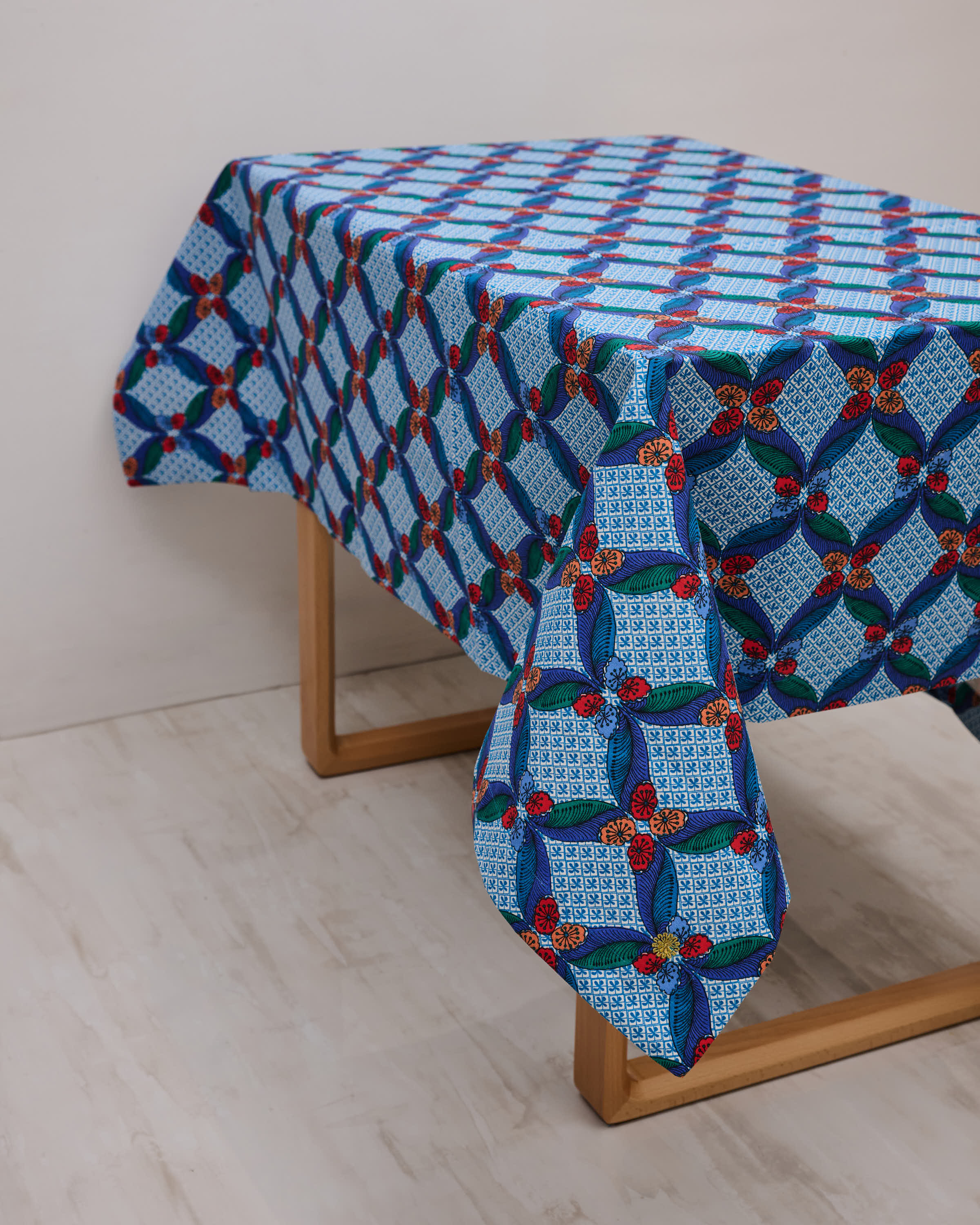 Square Table Cloth - Seal The Deal Blue