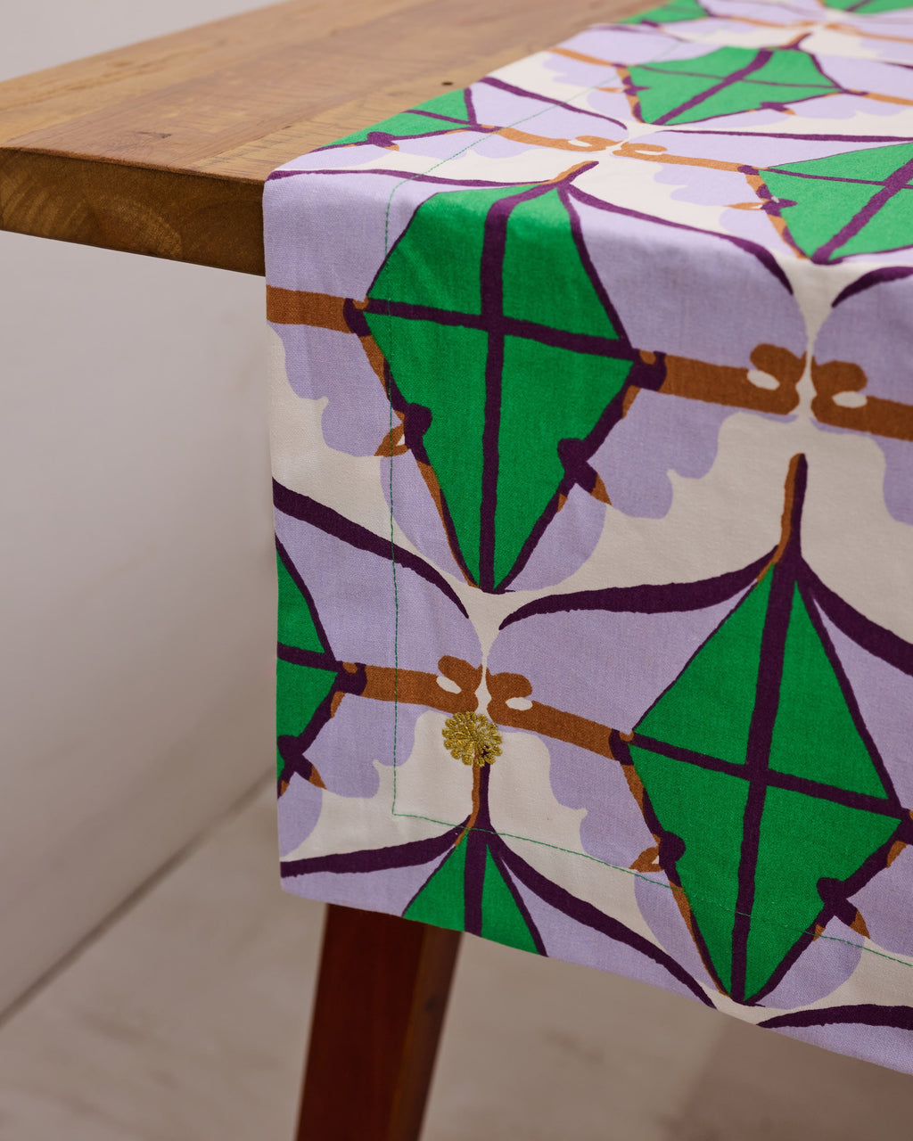 Table Runner - Diamond Lilac