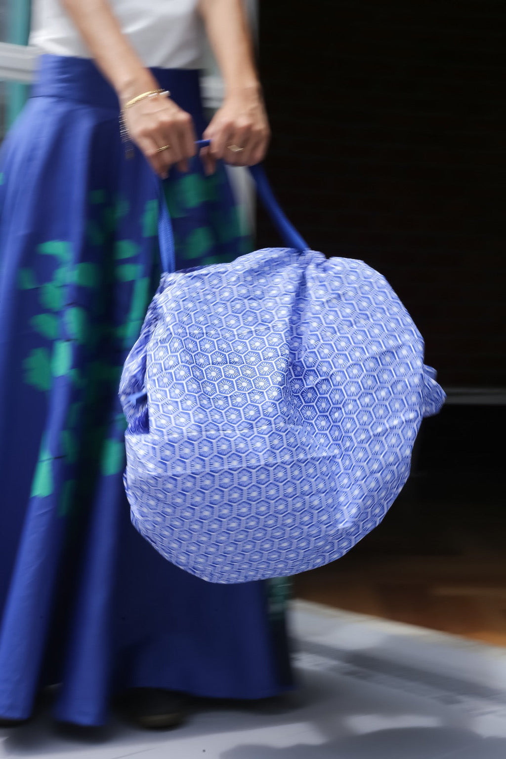 Nala Shupatto Bag 27L - Willow Wishes Blue