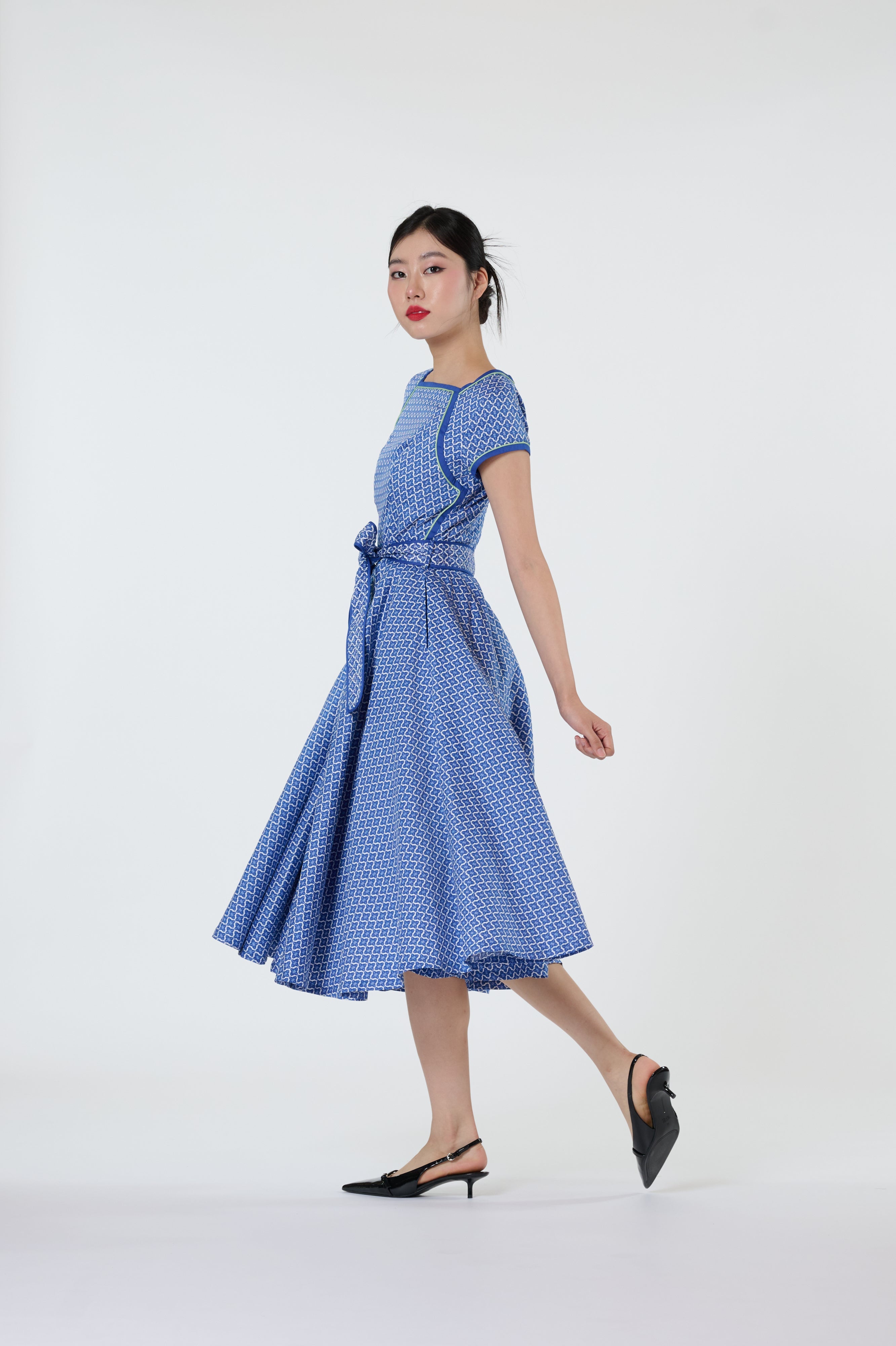 Boatneck Cheongsam - Sharp In Style Blue