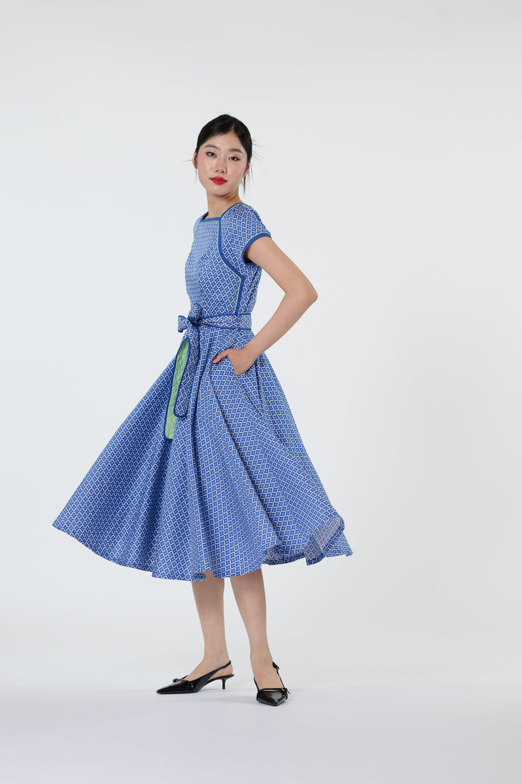 Boatneck Cheongsam - Sharp In Style Blue