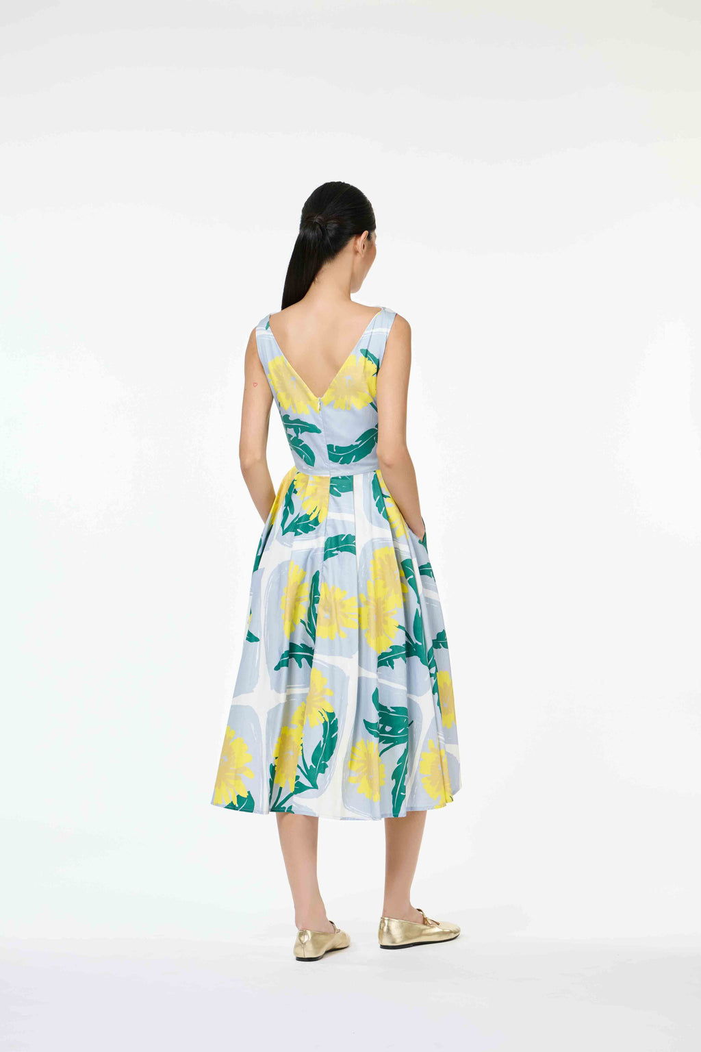 Retro Ladies Dress - I Grow Everywhere
