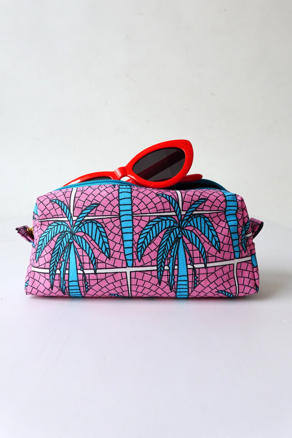 Evergreen Pouch - Palm Blue