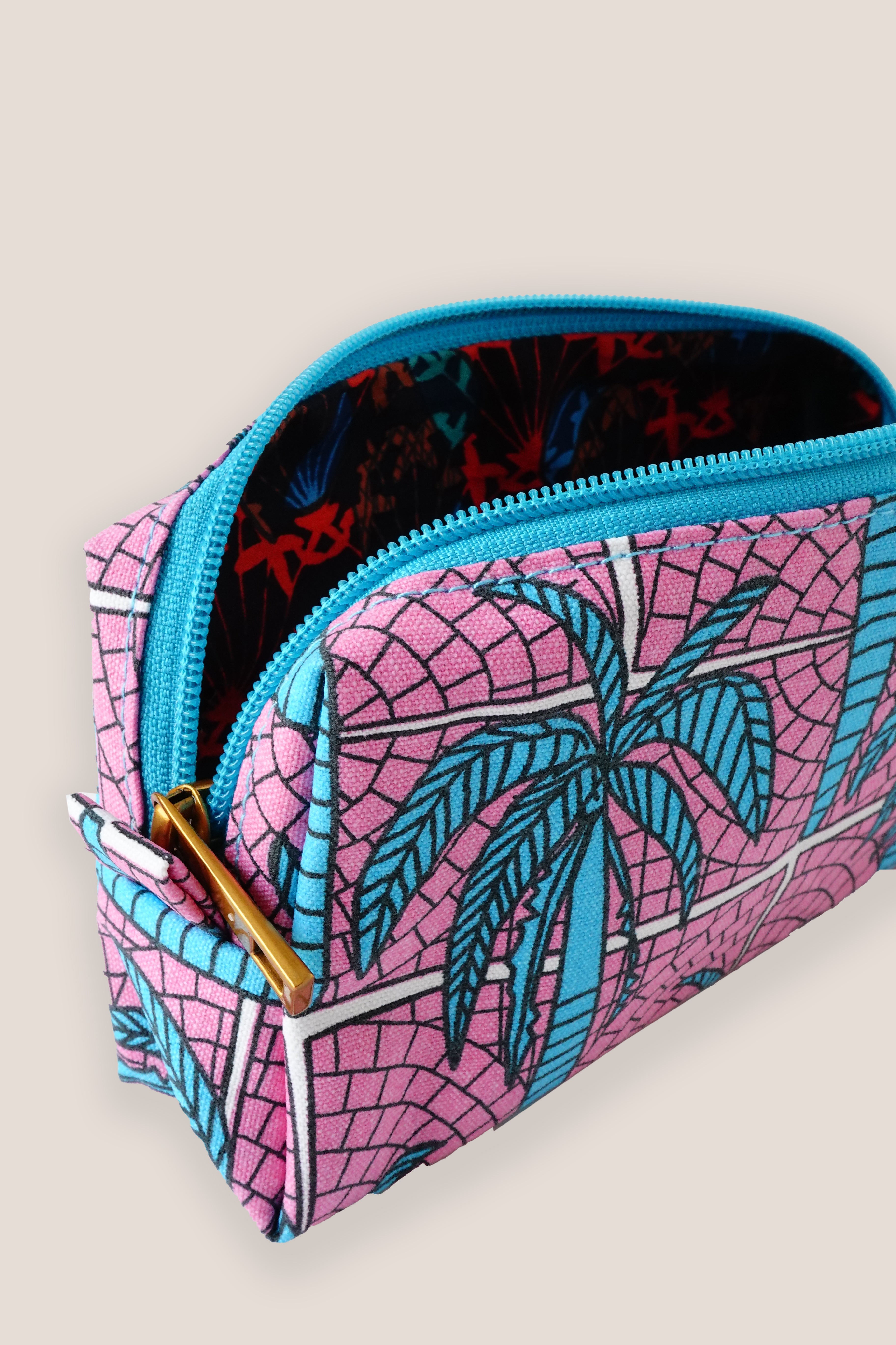 Evergreen Pouch - Palm Blue