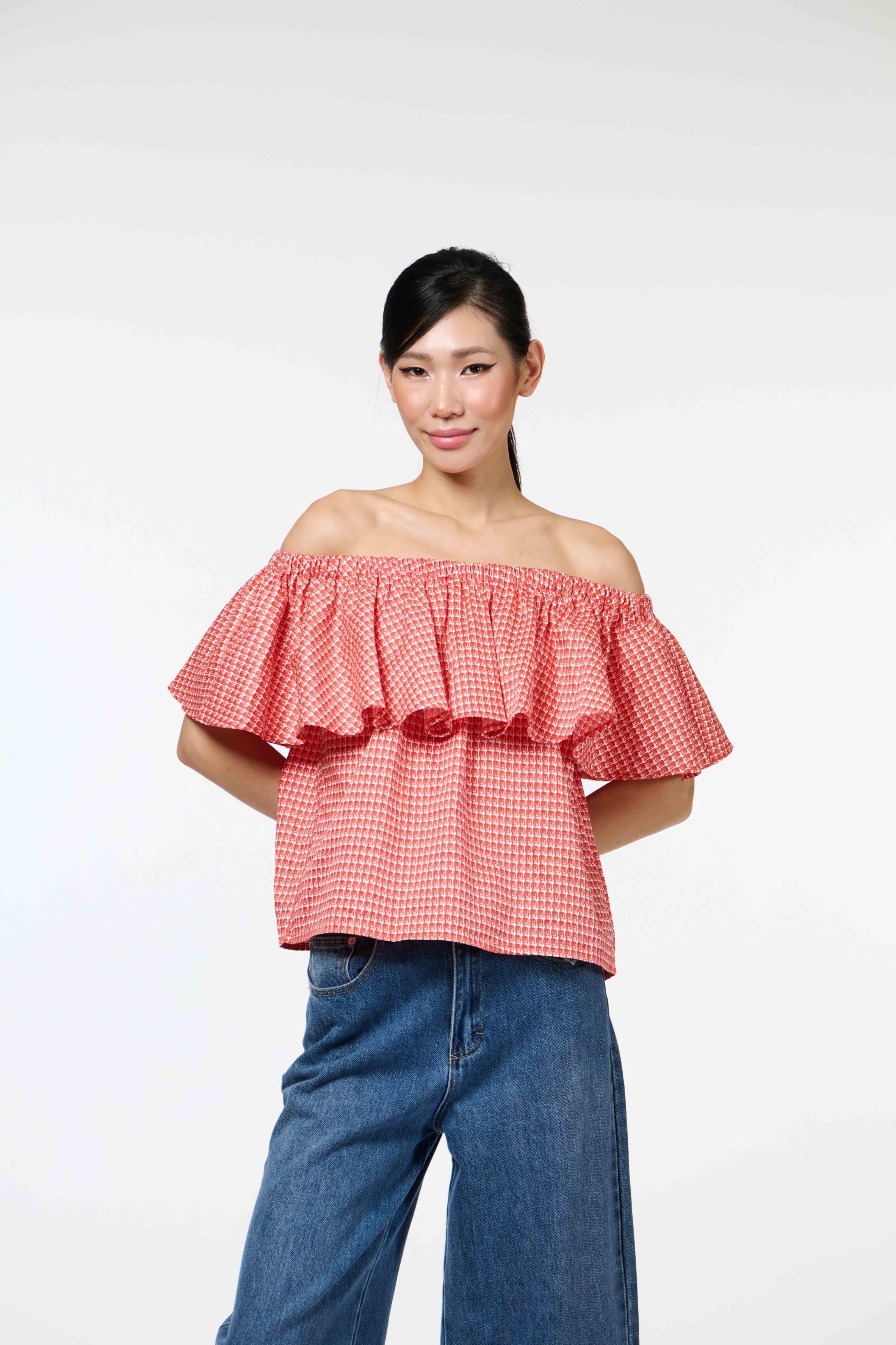 Half Moon Top - Sila Duduk Red