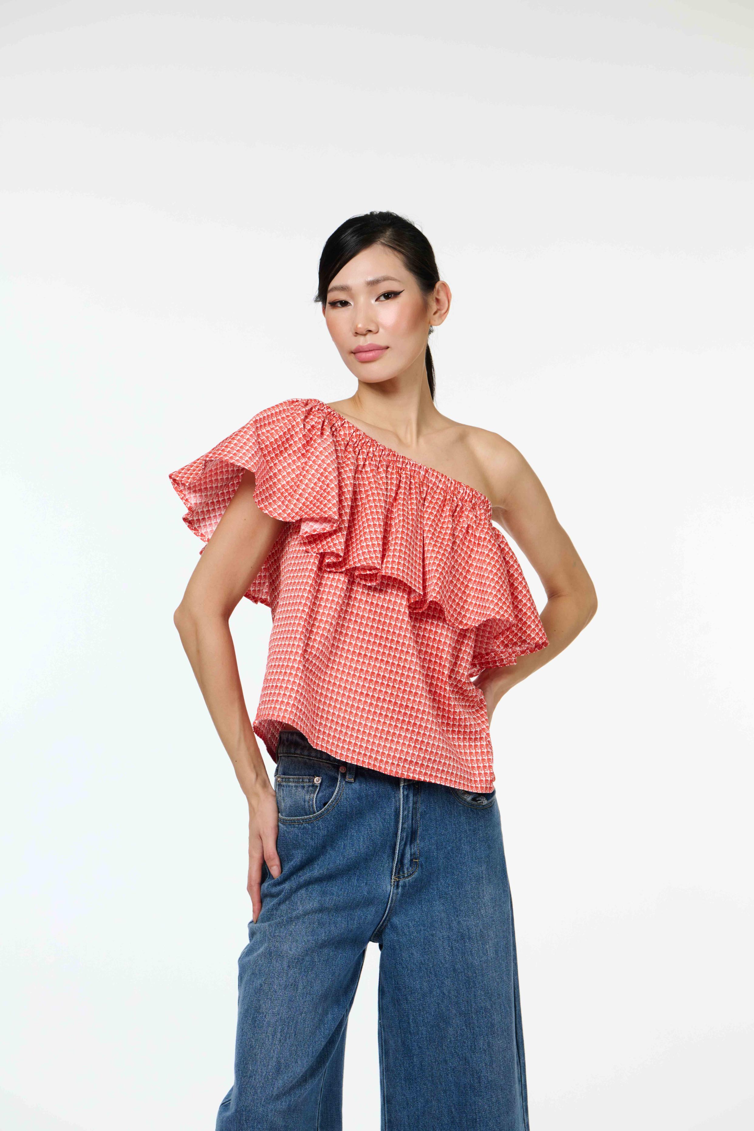 Half Moon Top - Sila Duduk Red