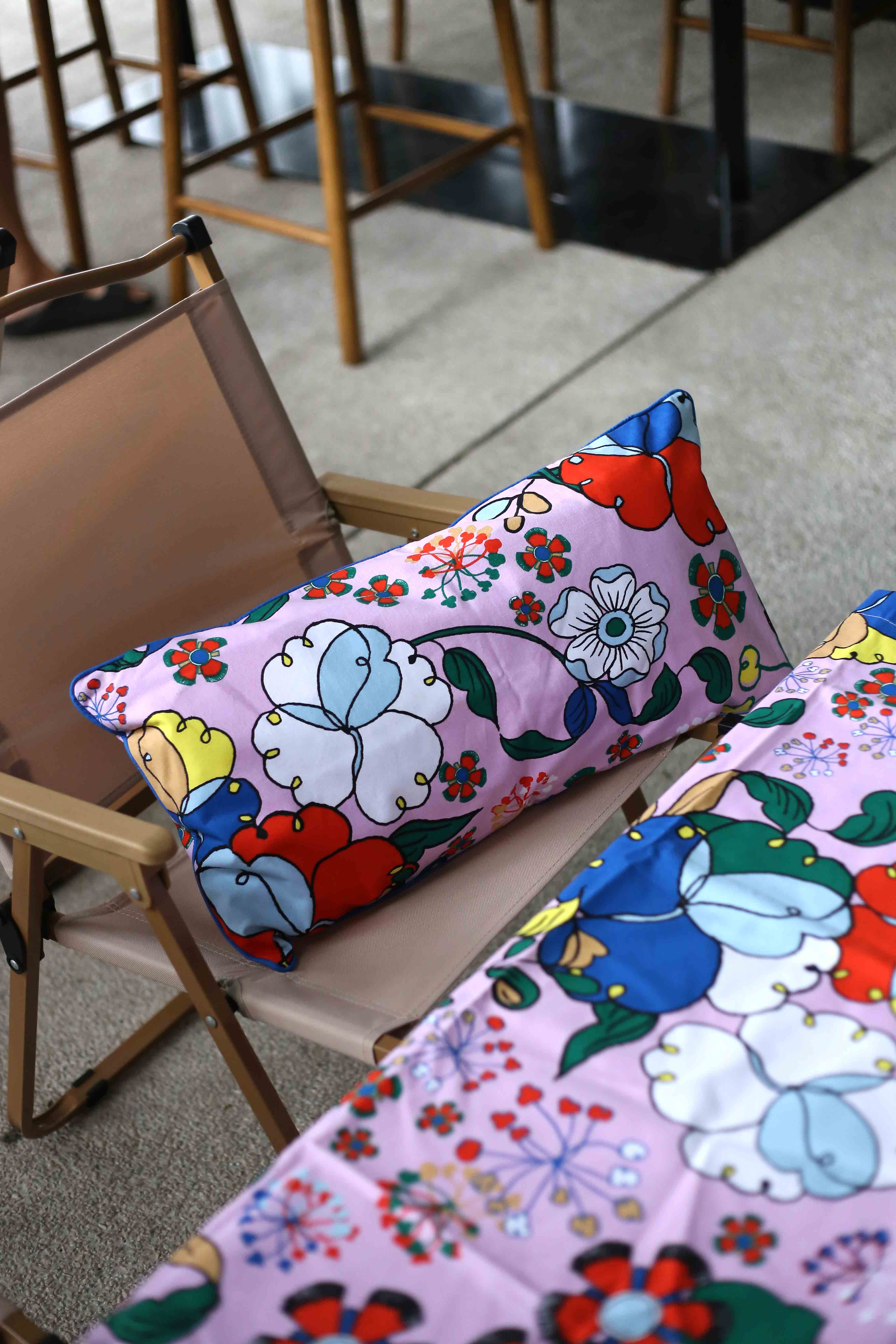 Rectangular Cushion - Bunga Raya Pink