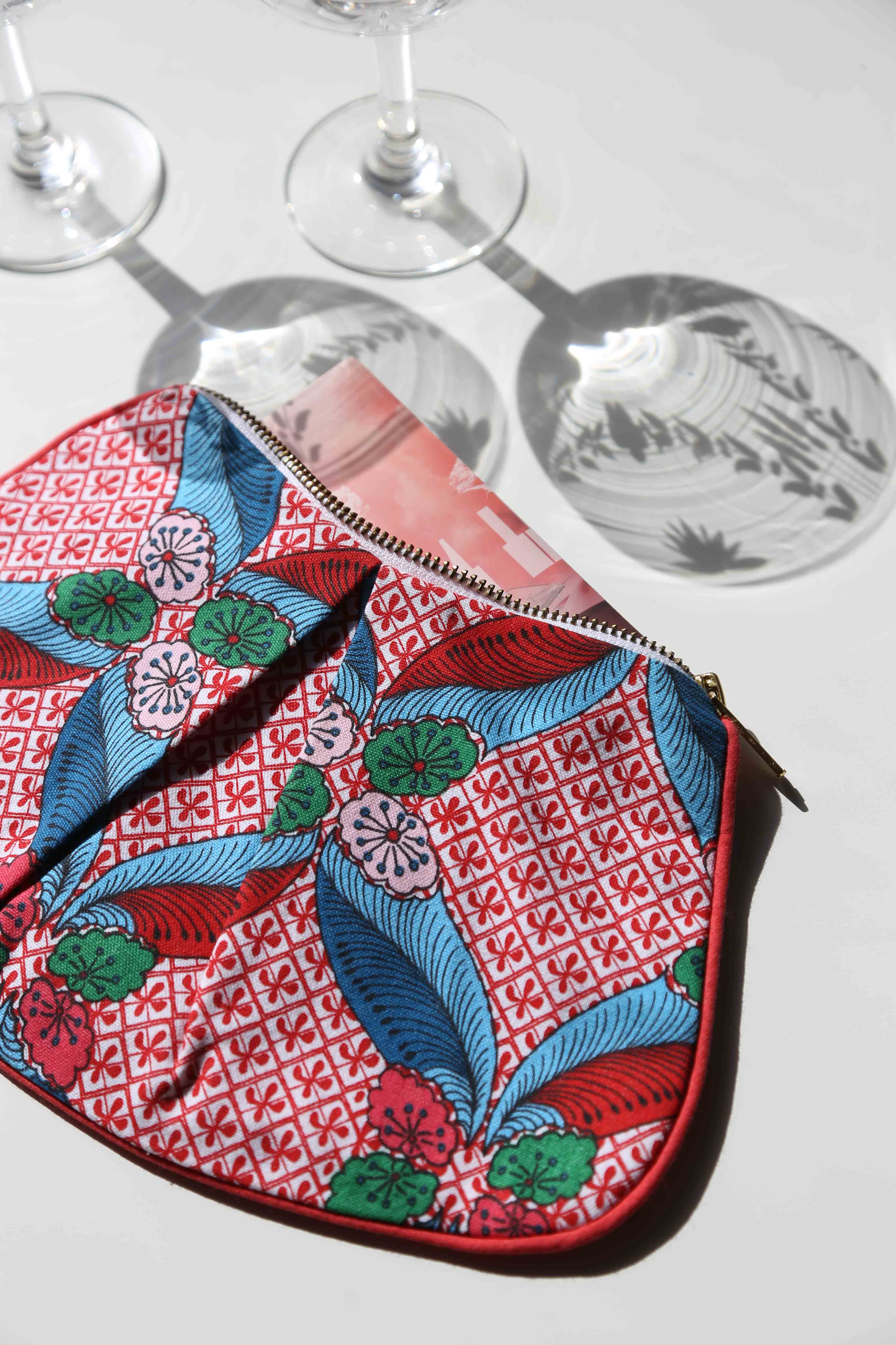 Pouch - Seal The Deal Red