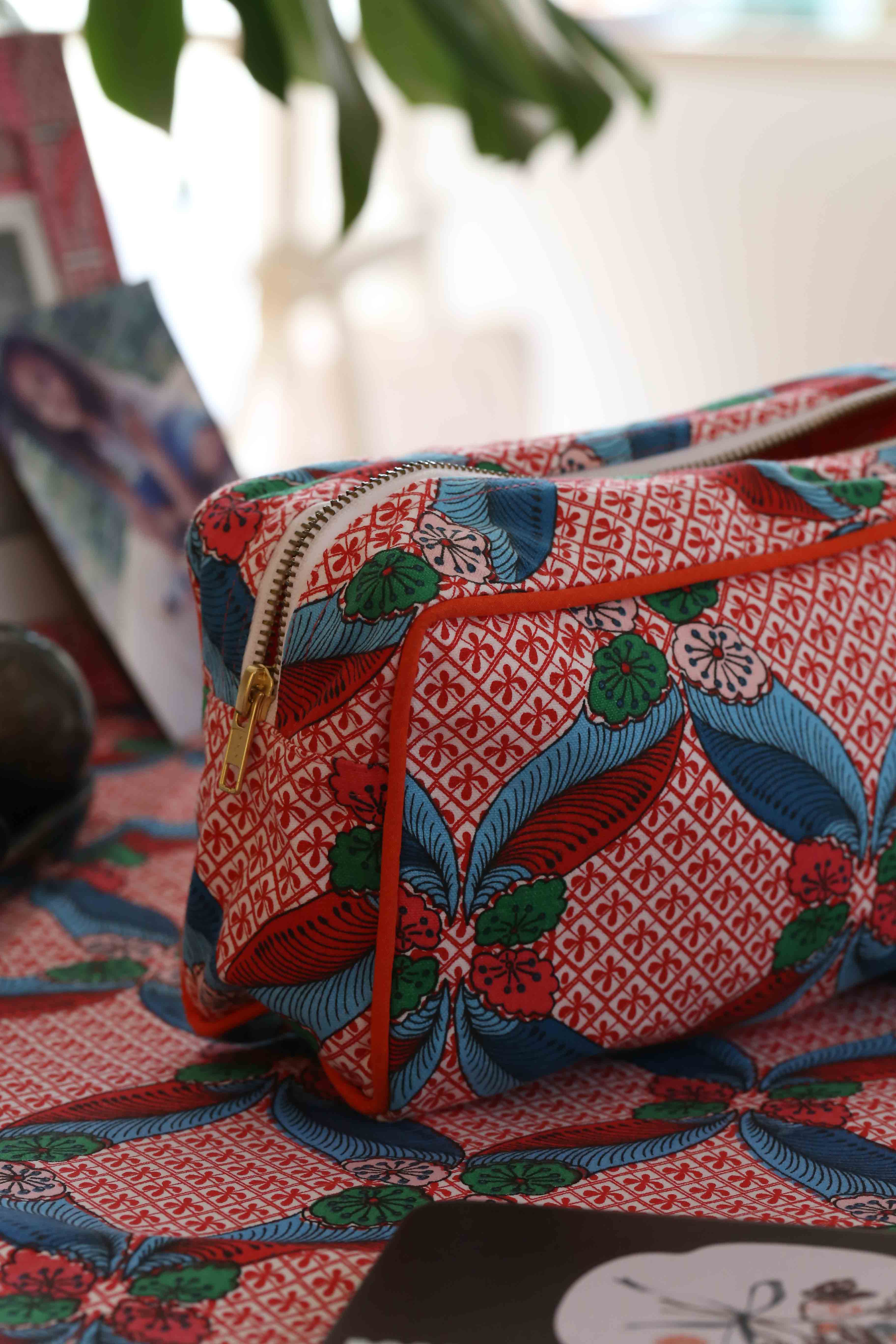 Toiletries Pouch - Seal The Deal Red