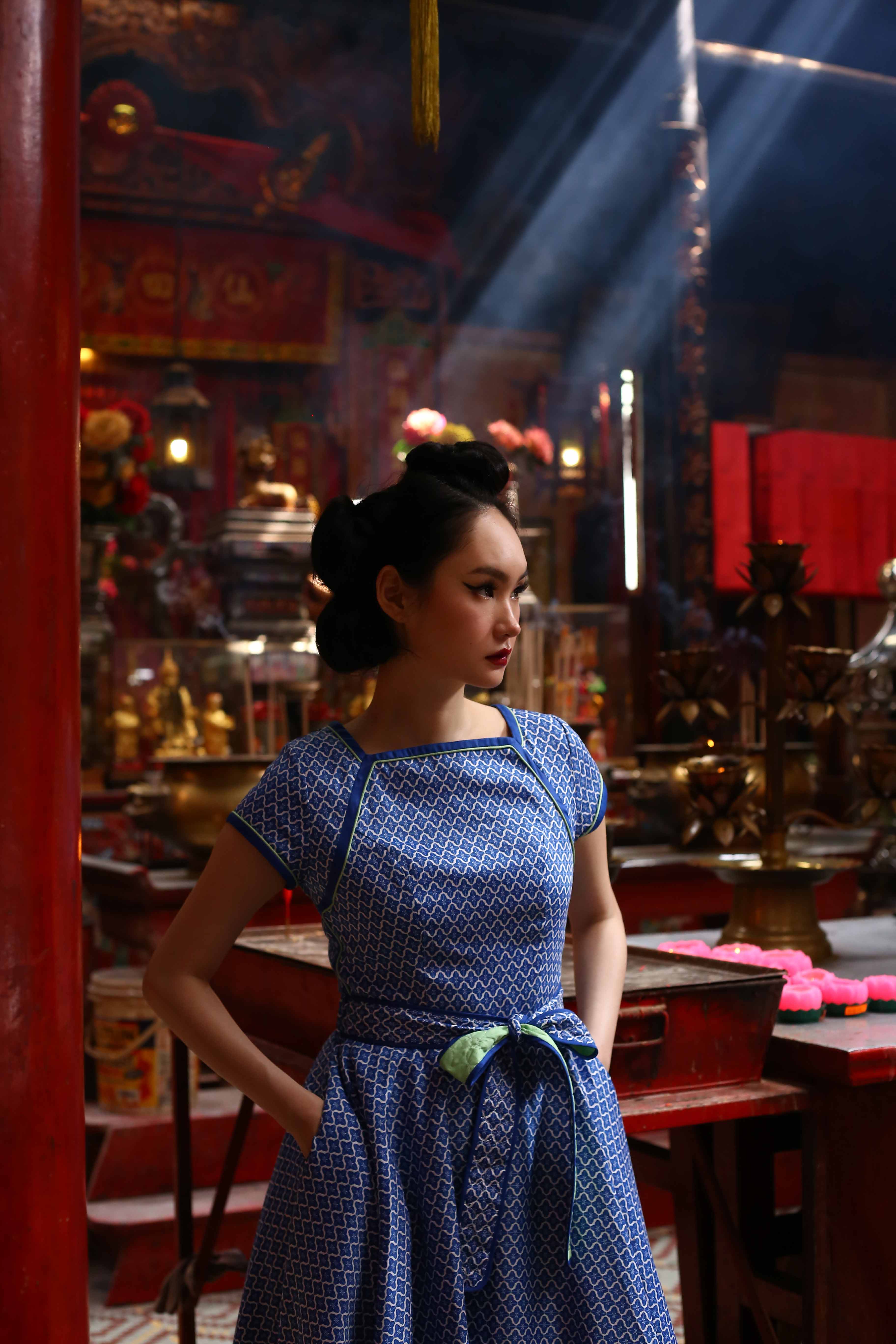 Boatneck Cheongsam - Sharp In Style Blue