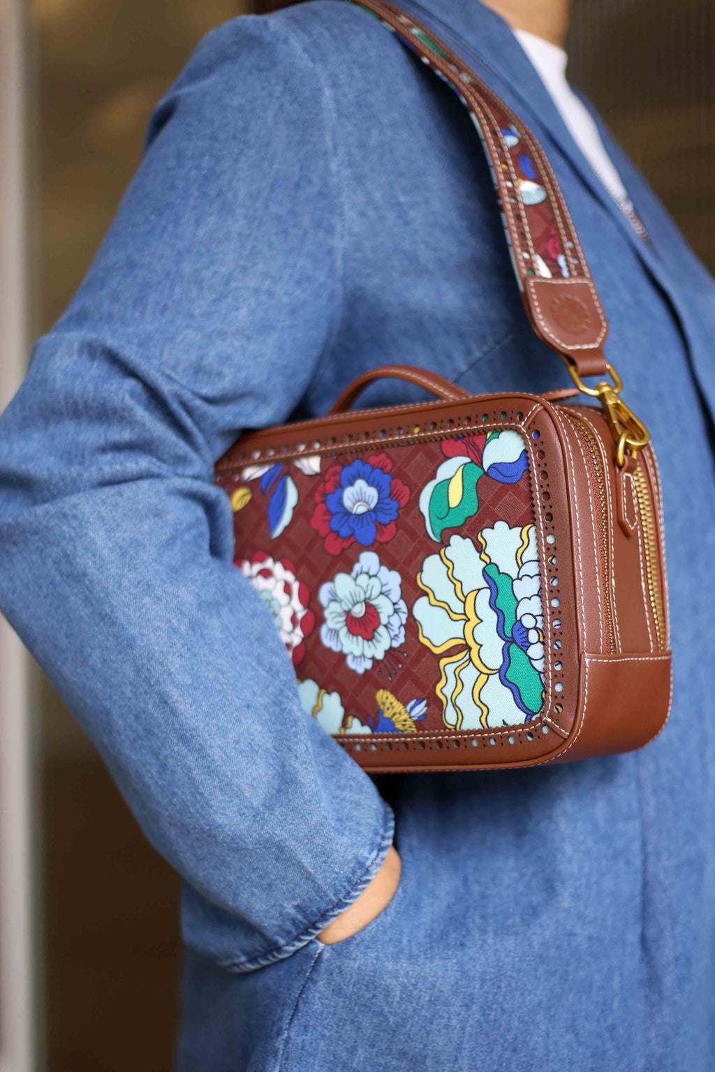 Box Bag (Leather) - Mandi Bunga Chocolate