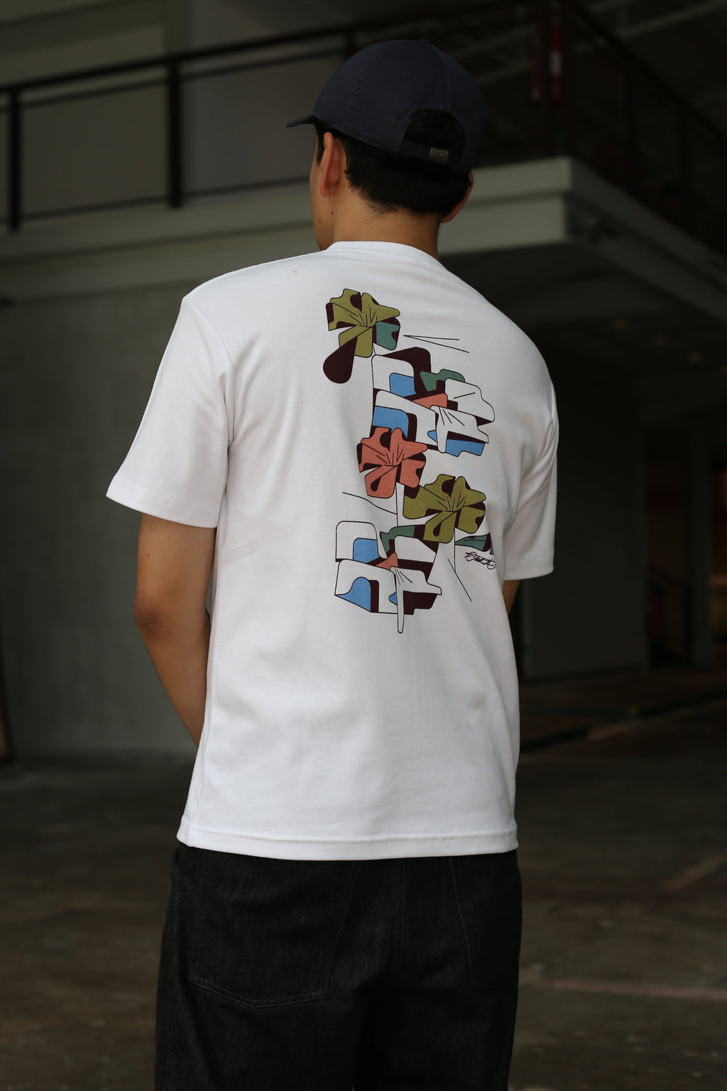 T-Shirt Heaven Lotus Bloom - White