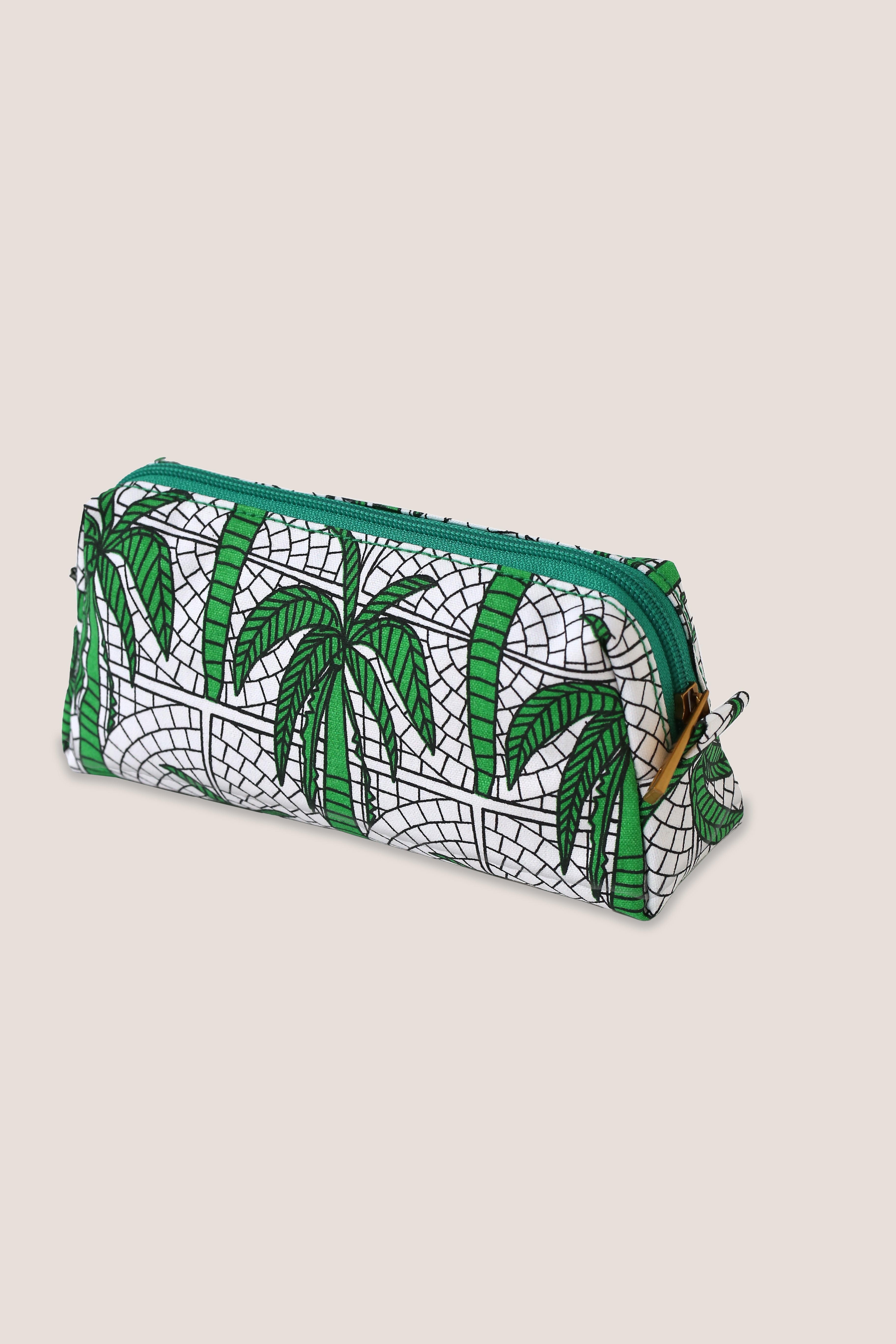 Evergreen Pouch - Palm Green