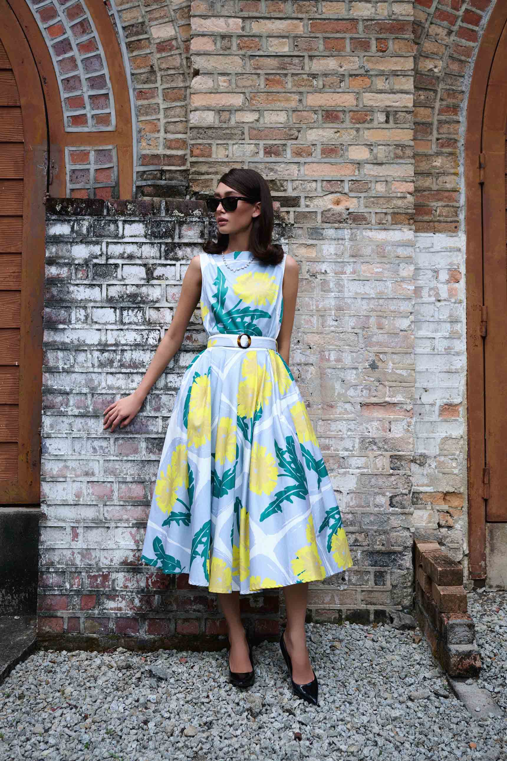 Retro Ladies Dress - I Grow Everywhere