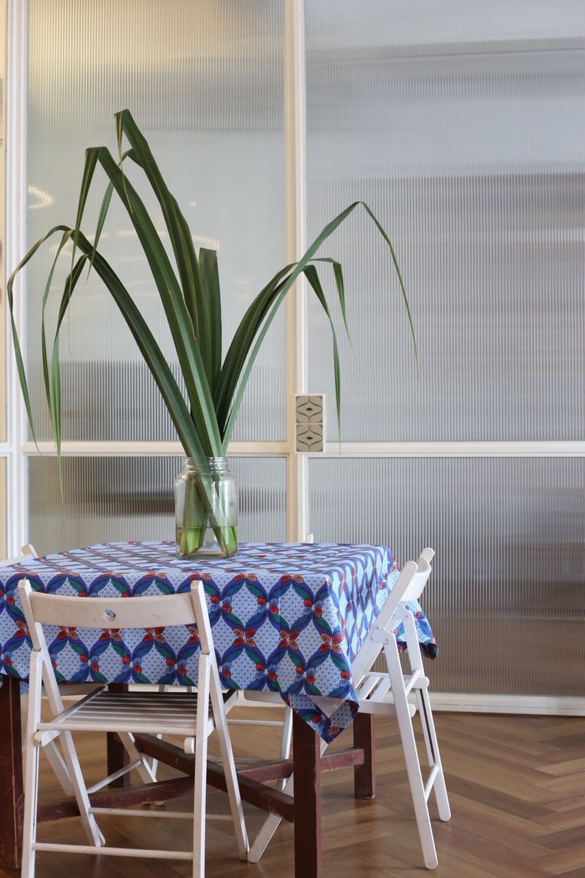 Square Table Cloth - Seal The Deal Blue