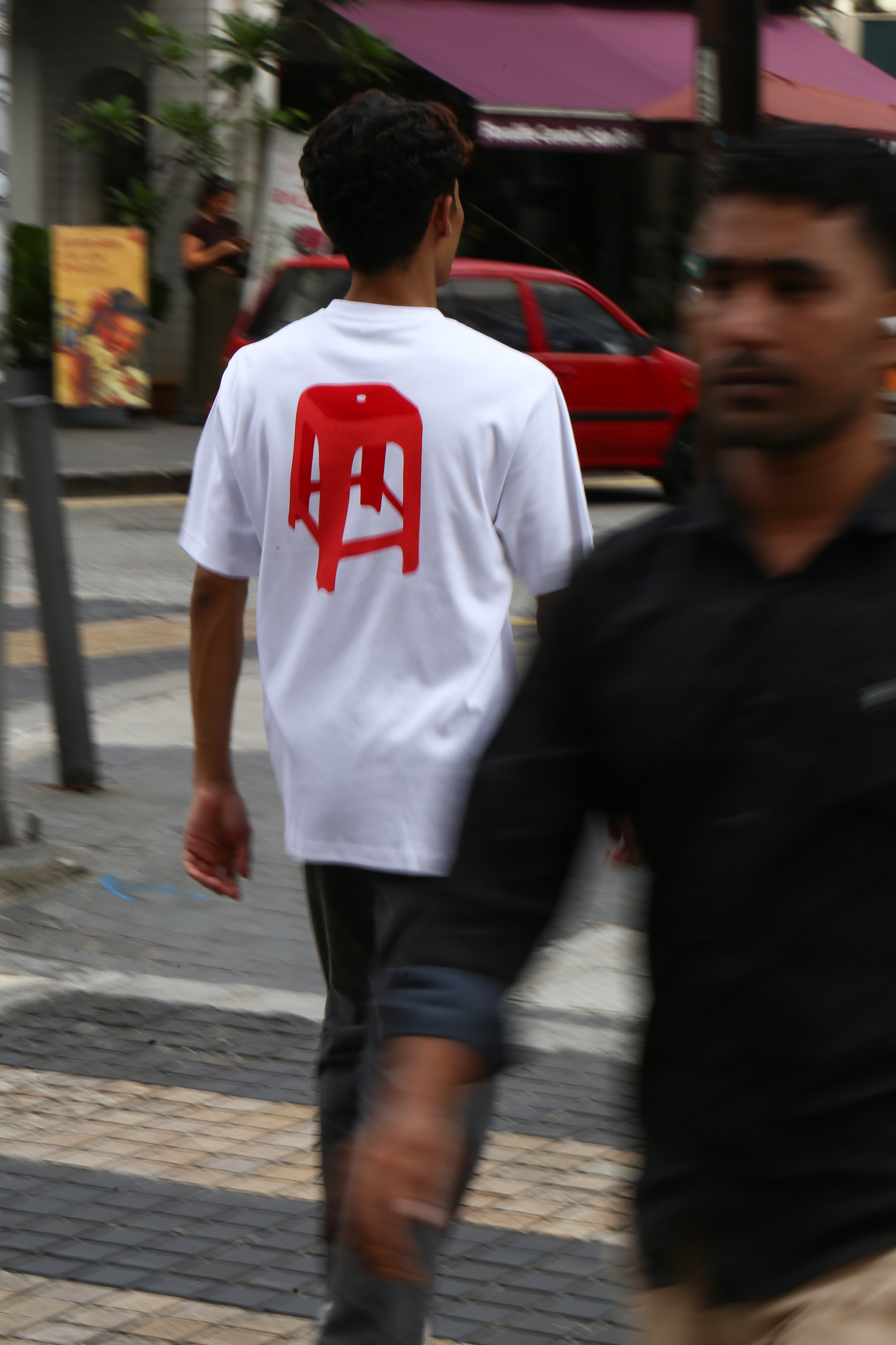 T-Shirt Sila Duduk Red - White